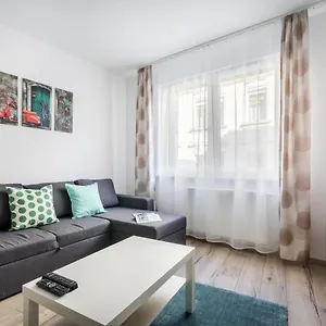  Apartment Bpr Brody Street